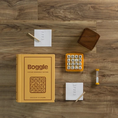 BOGGLE VINTAGE BOOKSHELF EDITION- PRE-ORDER